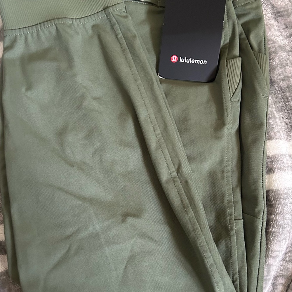 Lululemon abc jogger shorter size S